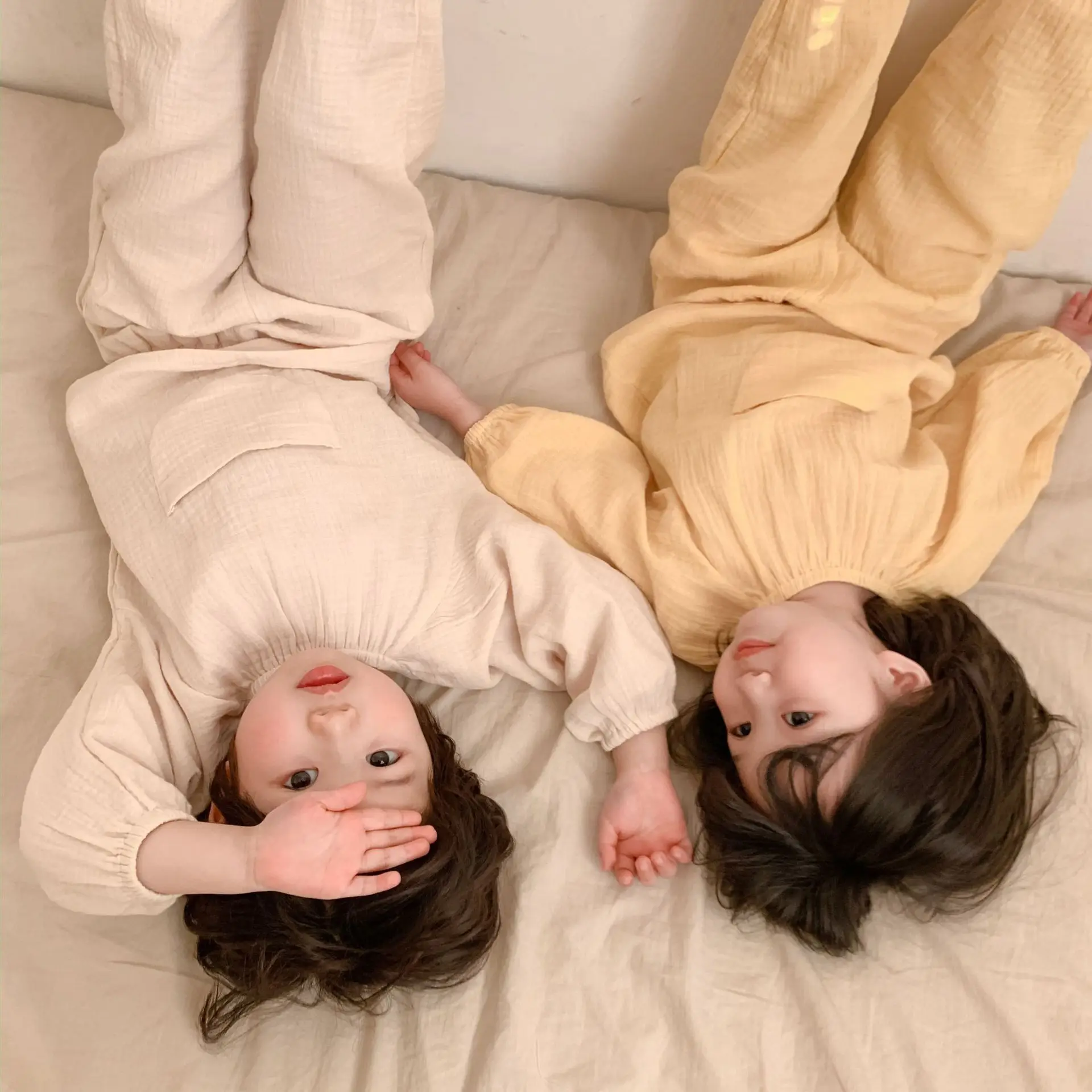 

2021 Girls Summer Round Neck Solid Color Long Sleeve Suit Kids Clothes Boys Girls Boutique Outfits Children Kids Clothing Sets