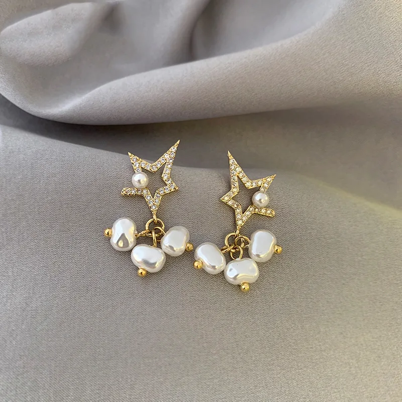 

New Korean Joker Flash Diamond Five-pointed Star Temperament Pearl Earrings Fashion Commuter Earrings Earrings Earrings Women