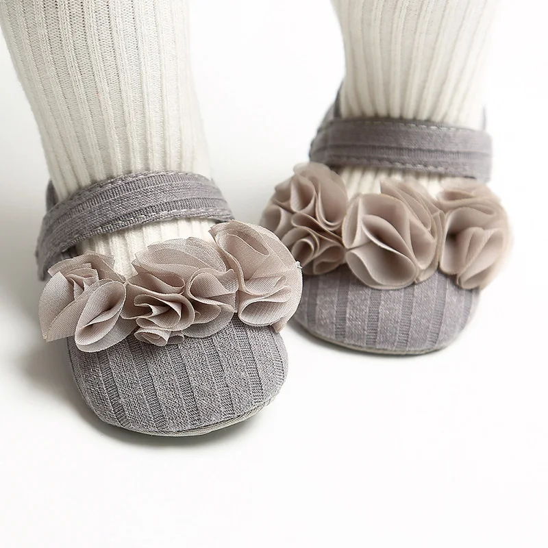 

Spring and Autumn Solid Color Flower Infant Soft-soled Comfortable Toddler Shoes 0-18M Baby Girls Casual Breathable Cloth Shoes