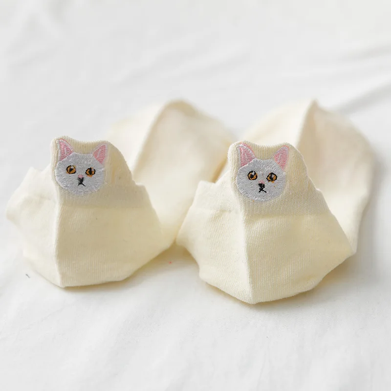 

3 Pairs Spring And Summer Cotton Women Fashion Socks Boat Colorful Female Shallow Mouth Short Heel Socks Cat Embroidery For Girl