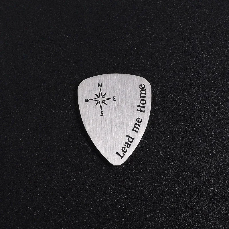 1 stück titan stahl gitarre pick gitarre schrapnell akustische musik pick plektrum elektrische glatte gitarre pick gitarre zubehör free glob