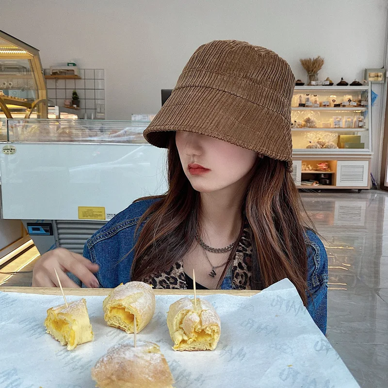 Осенне-зимняя шапка в рыбацком стиле Женская Корейская версия черная