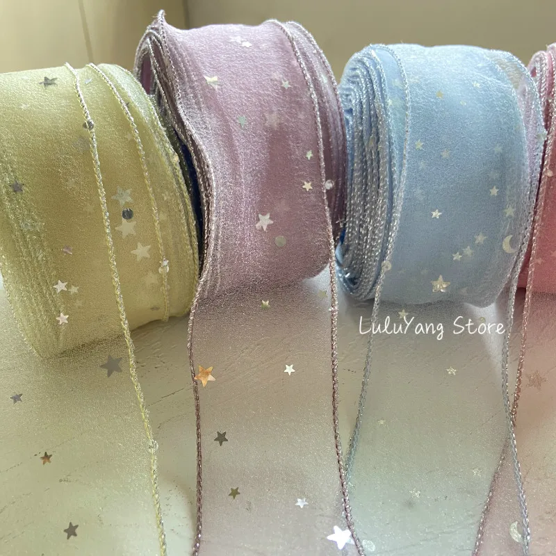 Тюлевая лента с блестками серебристая со звездами луной краями для поделок