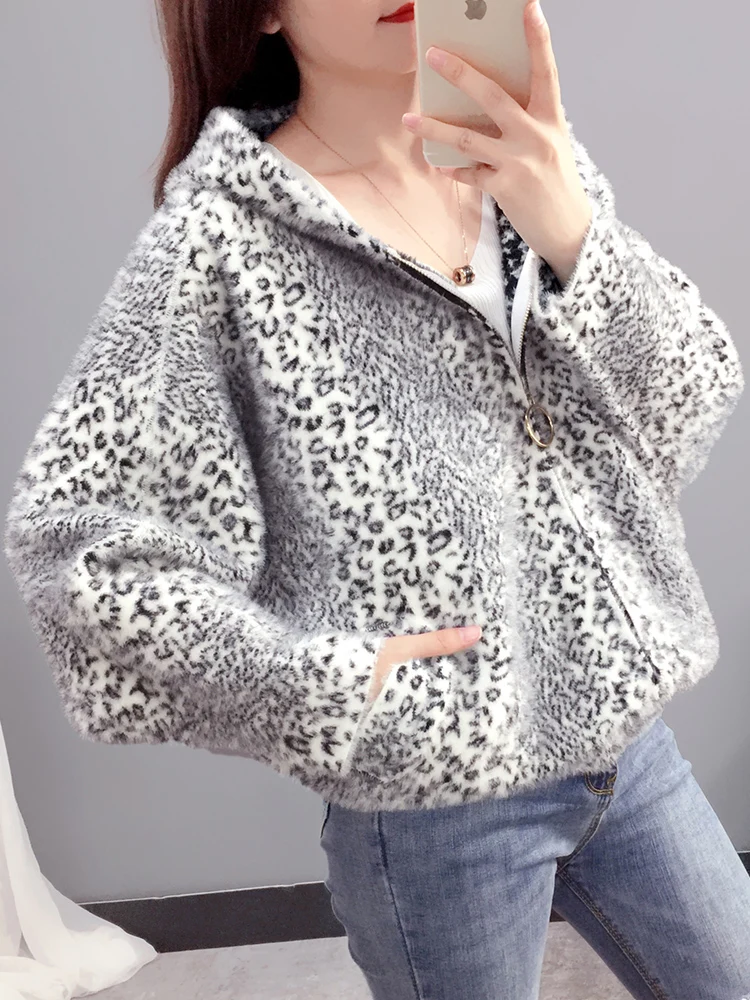 Poncho Special Offer Thick Full Cardigans Women's Sweater Cardigan 2019 New Lazy Wind Loose Imitation Velvet Leopard Knit Women |
