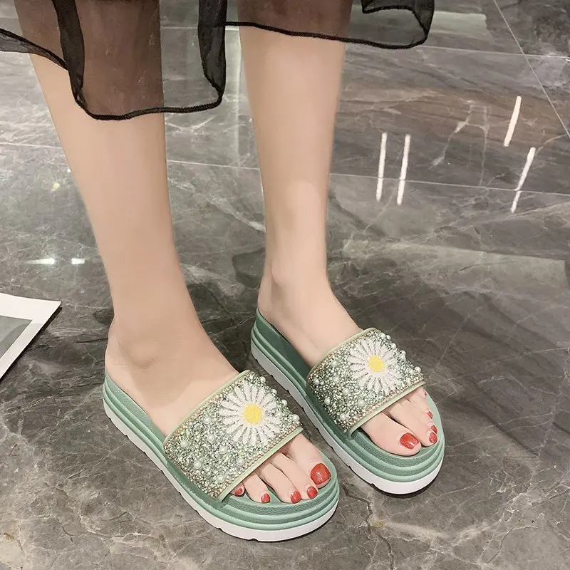 

Low Shoes Woman's Slippers Loafers Slides Rubber Flip Flops Fashion 2021 Soft Hawaiian Luxury Summer Rome Hoof Heels Fabric PU