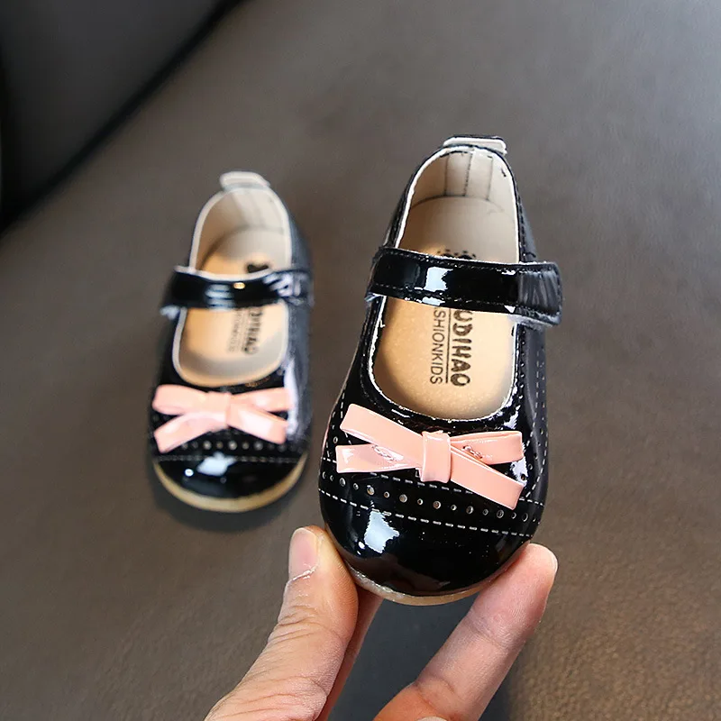 CUZULLAA Baby Girls Spring Princess Butterfly-Knot Casual Shoes Kids Flat Children Soft Sole Cut-Outs Size 15-25 | Мать и ребенок