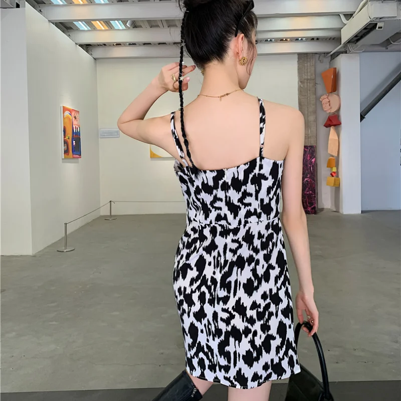 

Kimotimo Fashion Print Spaghetti Strap Dress Women French V-neck Advanced Temperament Sexy Slim Mini Dress 2021 Summer Vestidos