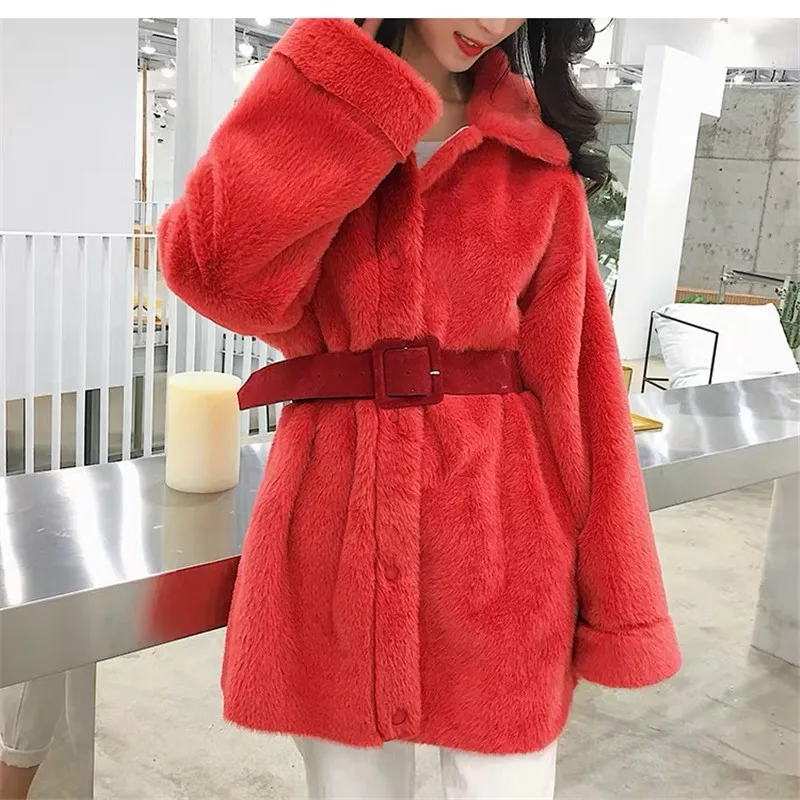 

2019 Winter Lapel Shaggy Faux lambswool Fur Coat Korea Clothing Keep Warm Loose Mid Long Women Fur Jacket Outwear 3 Colors