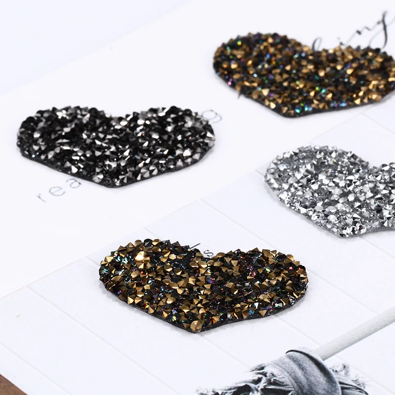 Стразы в форме сердца 20x28 мм без горячей фиксации не самоклеющиеся аппликация