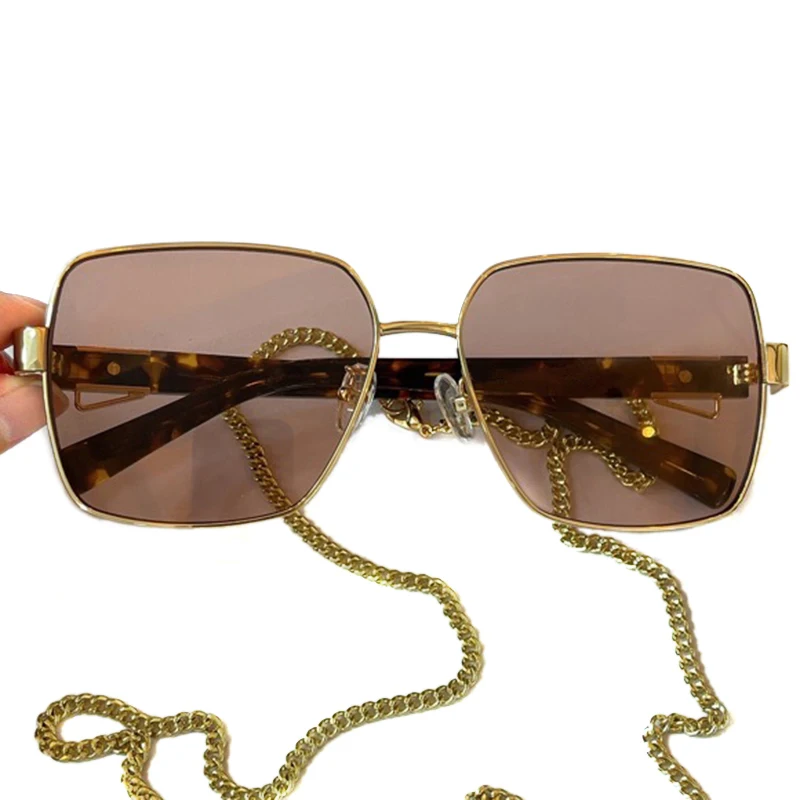 

2021 Sunglasses Women Chain Wrop Metal Classic Vintage Square Sun Glasses Shades Female UV400 Feminino De Sol