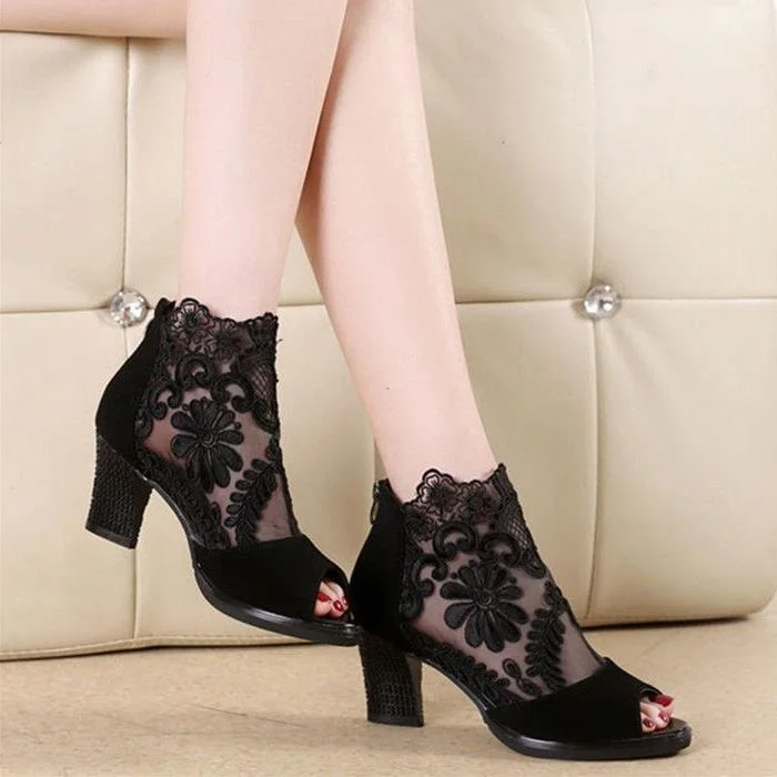 

2021 Summer Mid-heel Women's Large Size Breathable Mesh High Heels Shoes for Women Sandals