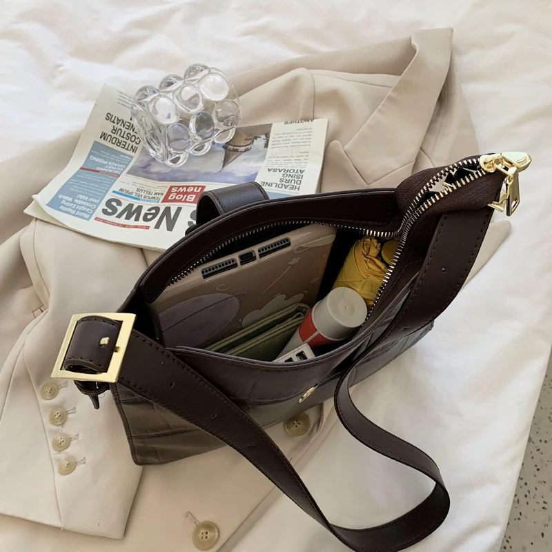 

2020 New Crocodile Pattern Square Handbag Trend Women Portable PU Leather Crossbody Bag Elegant Female Shoulder Tote Bags Bulsos