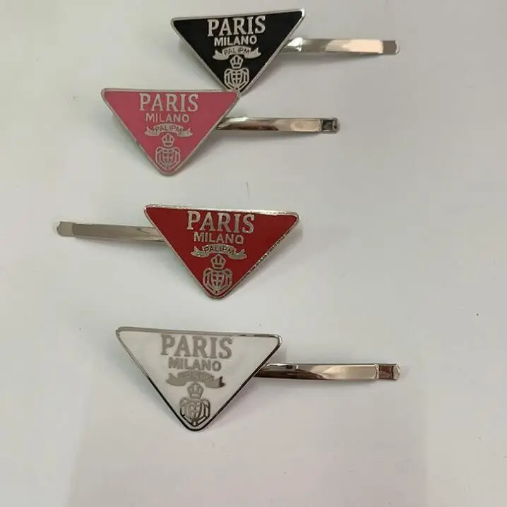 

2021 new INS with geometric triangle hairpin side clip bangs LISA STYLE tender women short metal classic letter hair clip