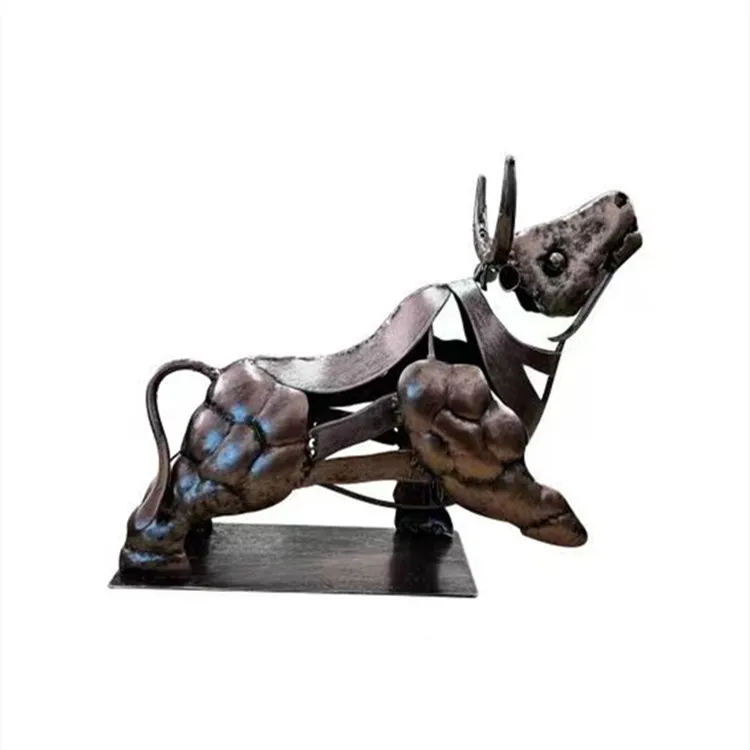 

Metal Cow Statue Creative Ornaments Bullish Living Room Office Desktop Decoration Ornaments Home Decoration New Year Gift