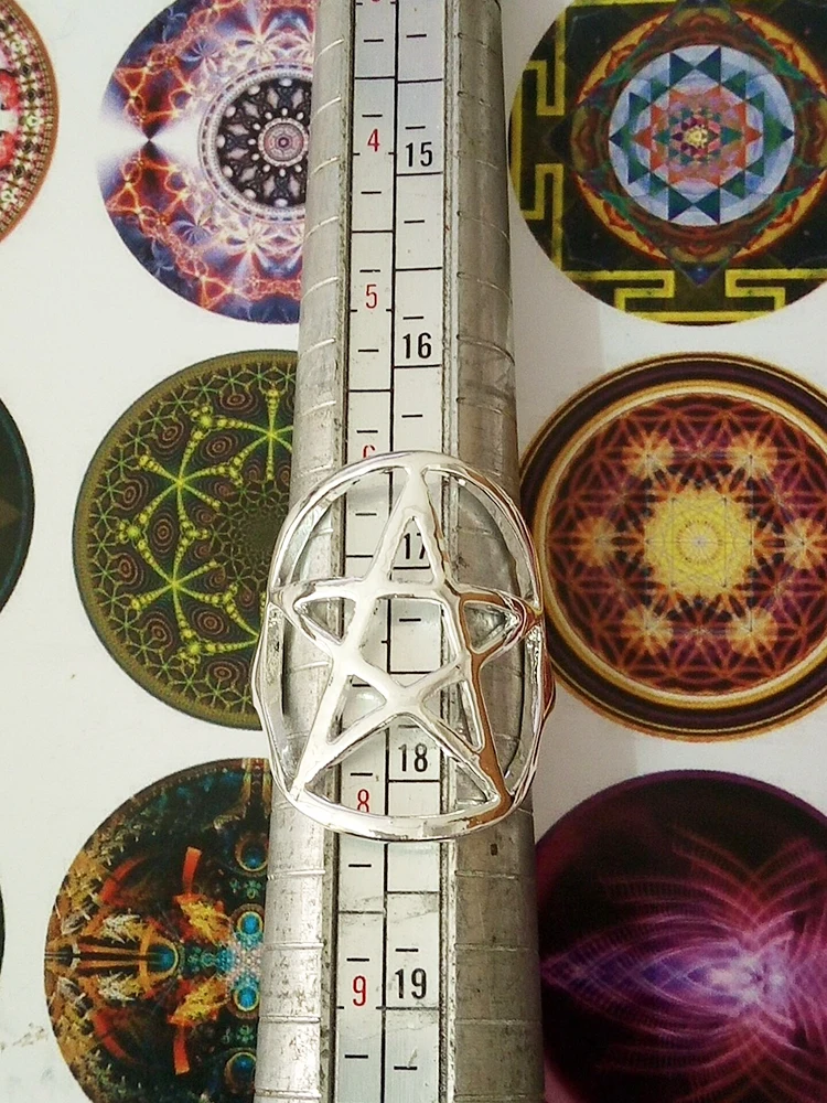 Кольцо с пентаграммой женское посеребренное ювелирное изделие священными