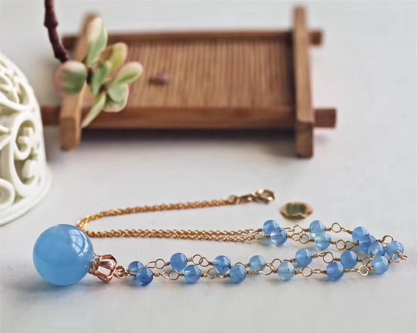 Подвеска из натурального голубого ледяного аквамарина мужская и женская