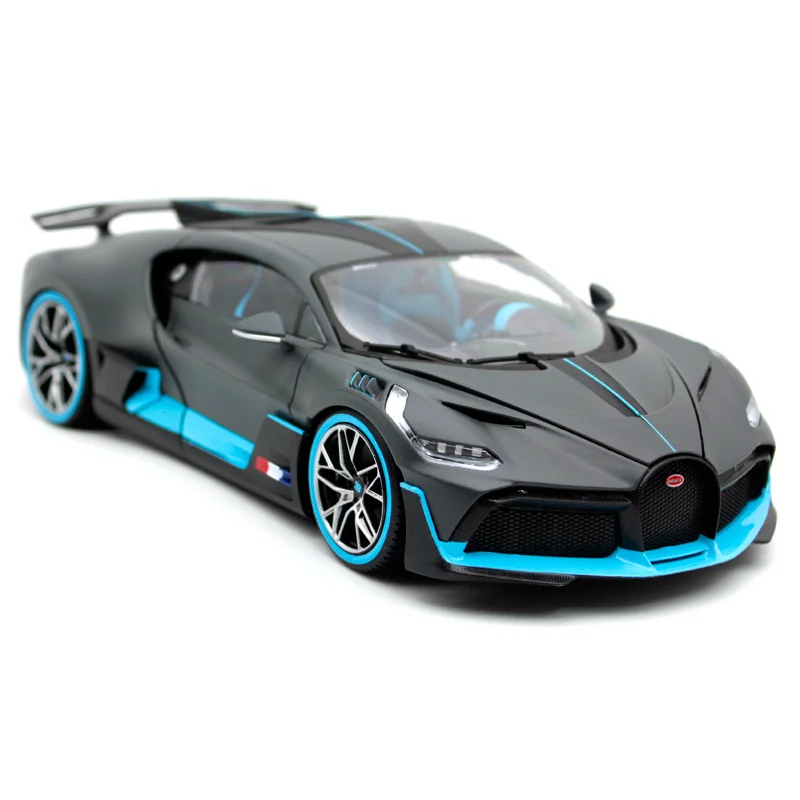 Bburago 11045 роскошный автомобиль литье под давлением для Bugatti Divo Новая цветная модель