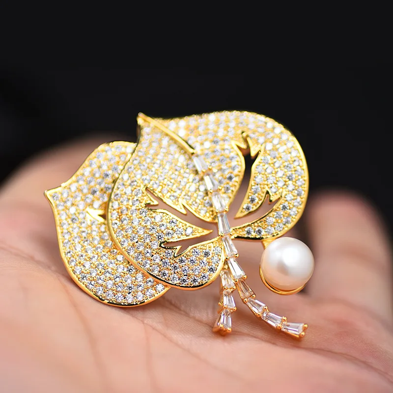 New Autumn Winter Season Natural Fresh Water Pearl Brooch Zircon Heart Brooches For women Fashion Accessories Fine Jewelry | Украшения и