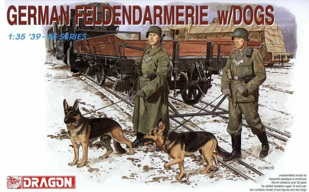 

DRAGON 6098 1/35 Scale German Feldendarmerie w/Dogs Model Kit
