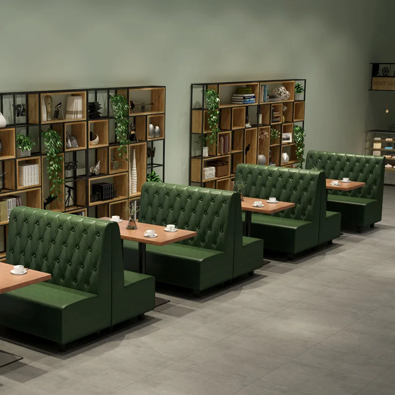 Столы и стулья в стиле ретро американской кофейни для магазина с молочным чаем