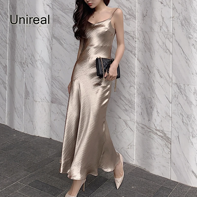 

Unireal 2022 Summer New Arrival Women Satin Slip Dress Spaghetti Strap Vintage Gold Silk Long Party Dress