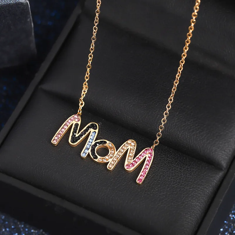

HANGZHI 2021 NEW French street clavicle chain women's exquisite word simple and creative female necklace with colored diamonds