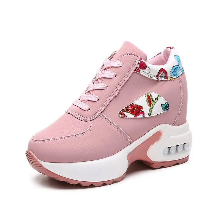 Повседневная обувь на высокой платформе женская дышащая увеличивающая рост