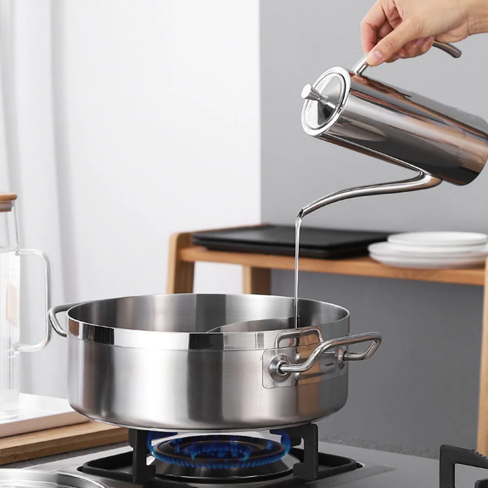 HOT Oil Can Bottle Dispenser with Drip-Free Spout 304 Stainless Steel Kitchen Tool TI99 |