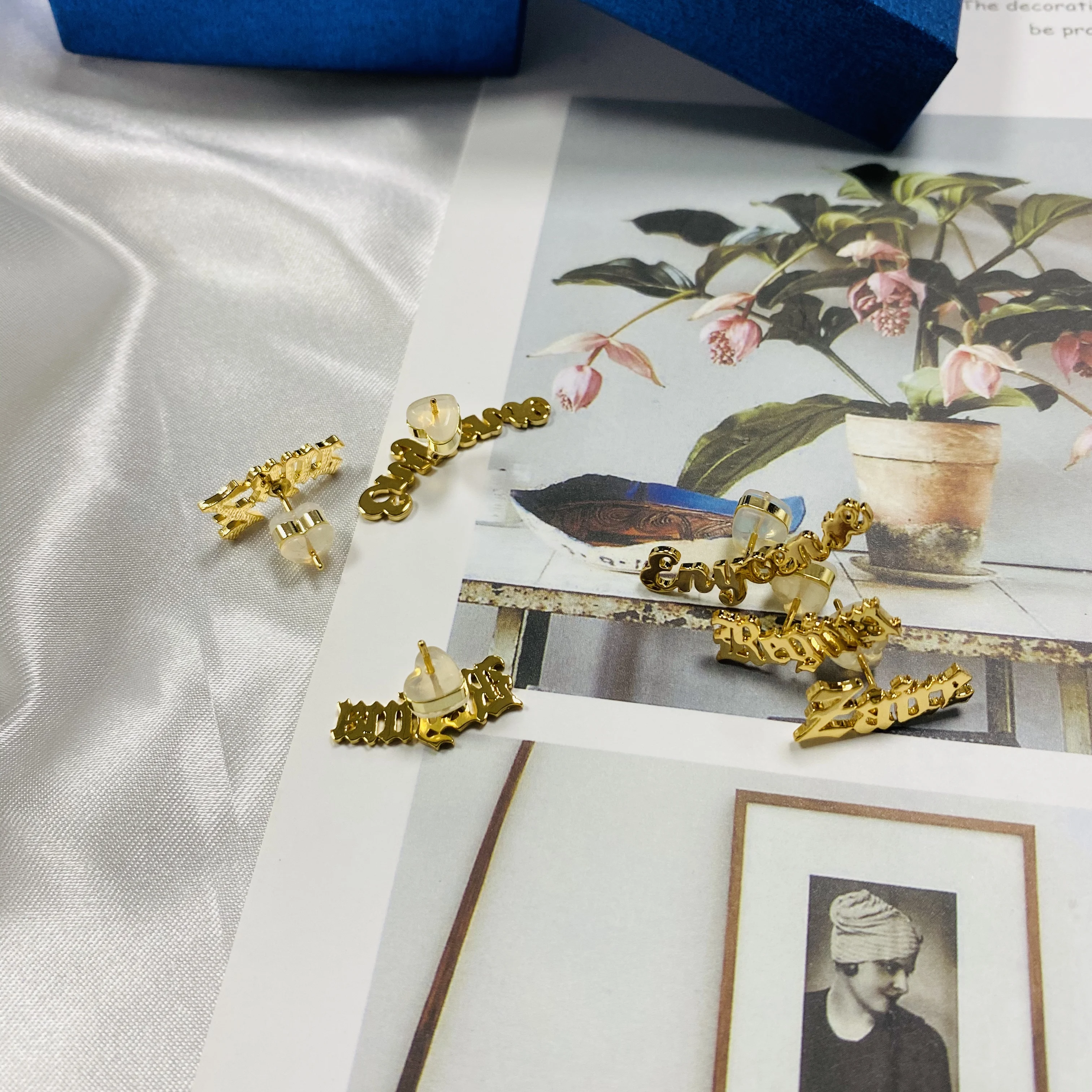 Индивидуальные женские серьги с именем на заказ персонализированные