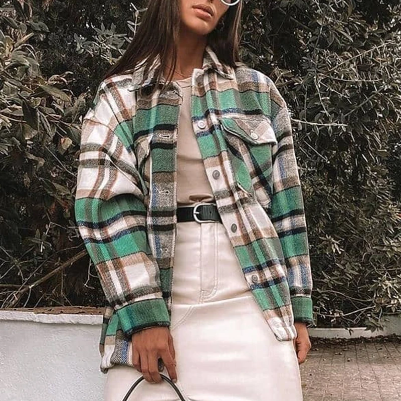 

Женское твидовое пальто в клетку, с карманами и воротником с лацканами