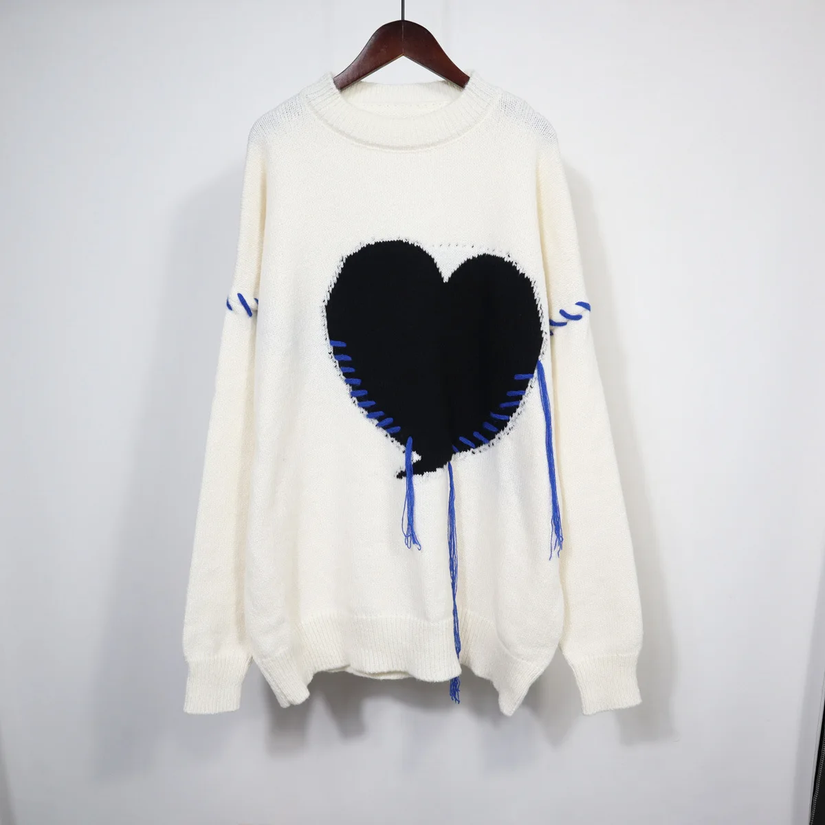 

Autumn Winter Women's Knitted Cardigan O-Neck White Heart Letter Jacquard Long Sleeves Casual Sweater 2021 New Lady Clothes