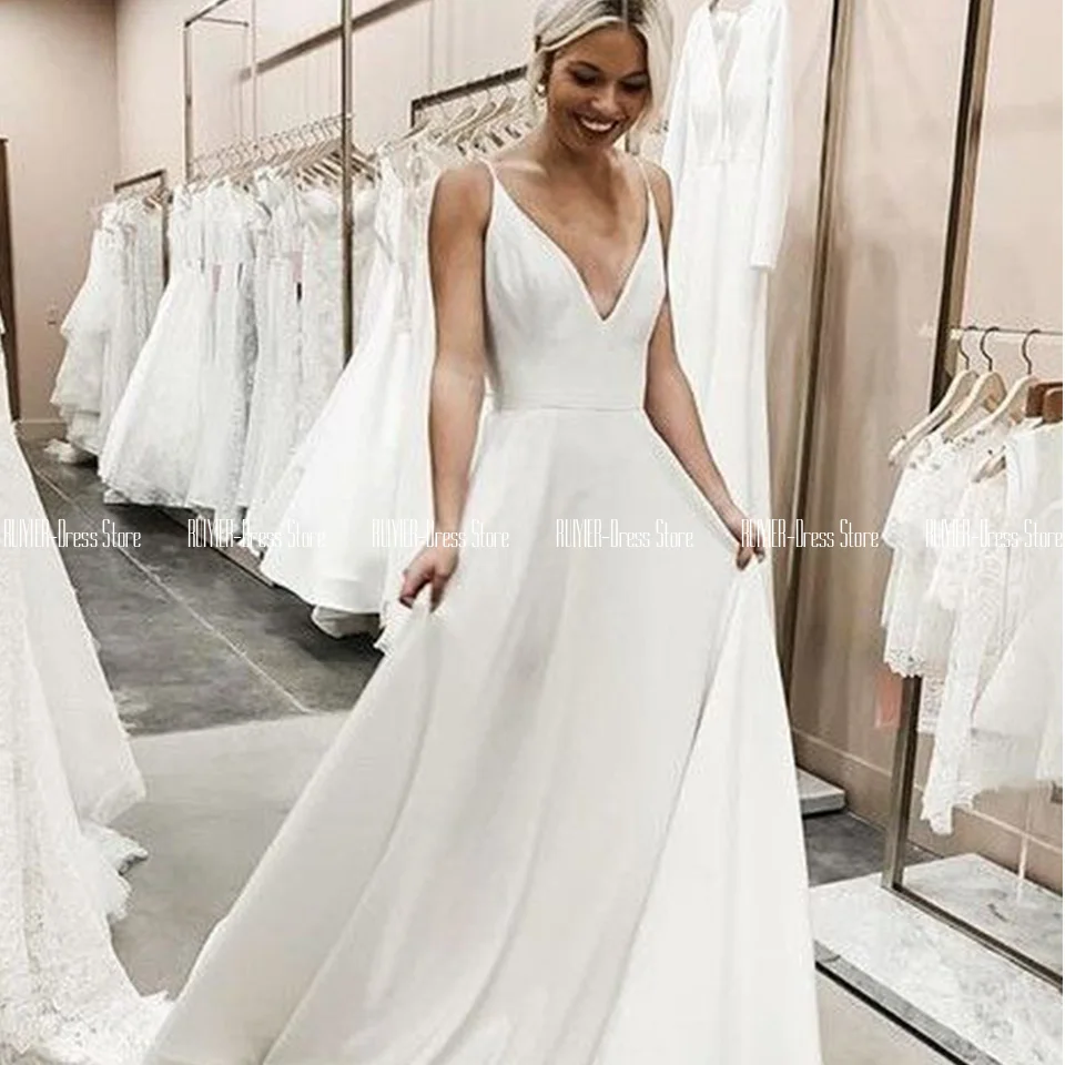 

Simple White Satin Wedding Dress 2020 Mariage V-neck Zipper Up Back A Line Bride Dress Spaghetti Straps Wedding Gowns