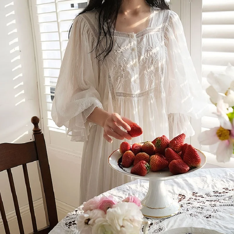 

Hanxiuju Delicate Vintage Embroidery Cotton Women's Long Nightgowns Luxury Sleepwear Elegant Loose Nighty Spring Autumn Dress