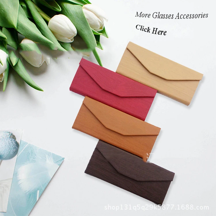 

Custom Logo Magnetic Triangle Folding Glasses Case With Velvet Lining