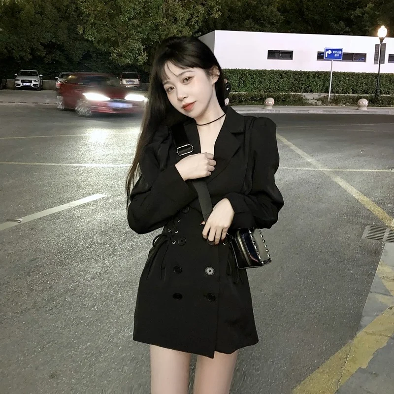 Шикарное милое платье Крутое приталенное с двойным рядом пряжек для девочек |