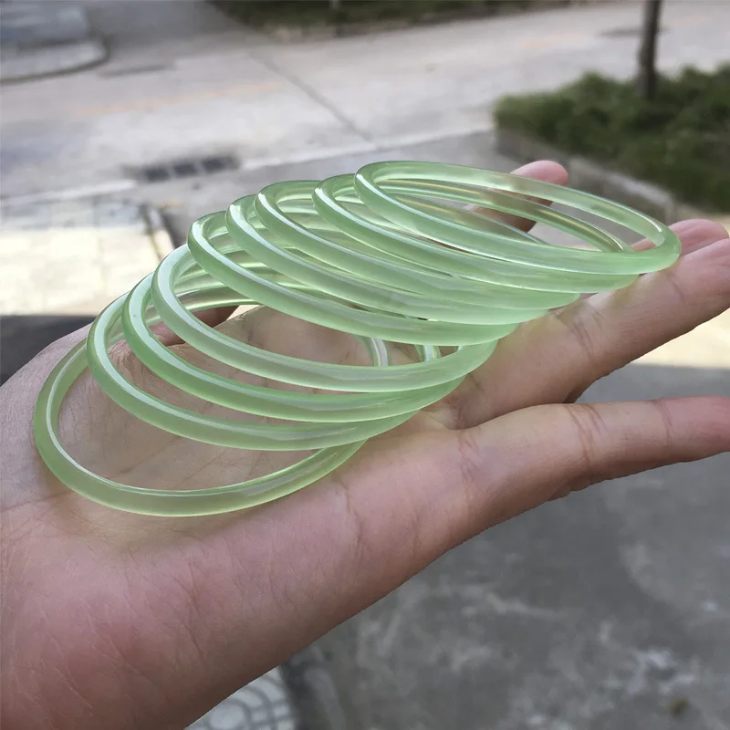 

Natural Grape Green Chalcedony Hand Carved Thin Round Bracelet Fashion Boutique Jewelry Trend Women's Agate Bracelet