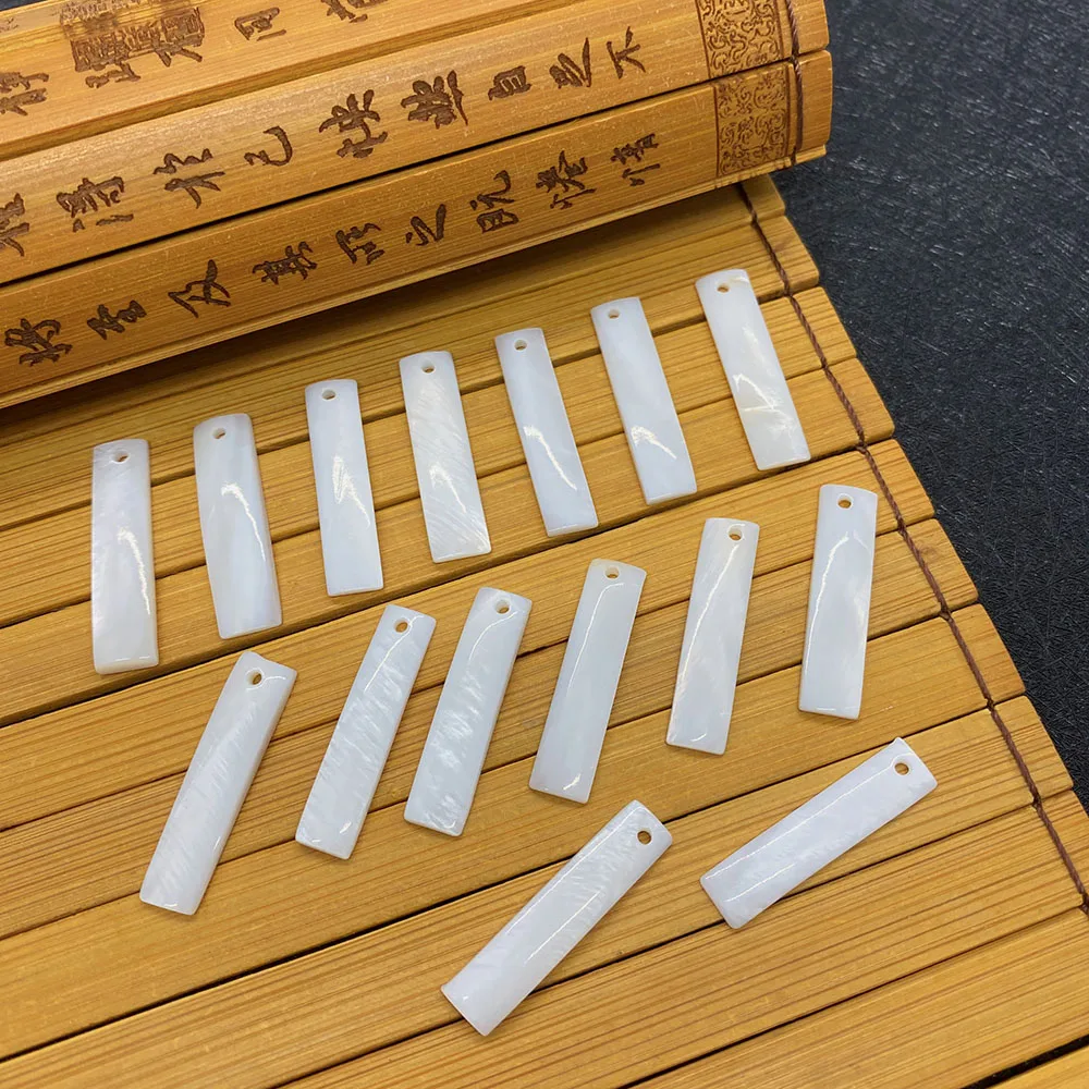 

20 Pieces of Natural Freshwater Shell Pendant White Rectangular Slender Carving DIY Making Trendy Jewelry Necklace Decoration