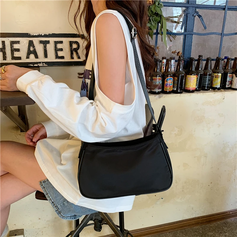 

Fashion Black Simple Design Ladies Casual Women Shoulder Underarm Bags Vintage Nylon Ladies Clutch Purse Handbags