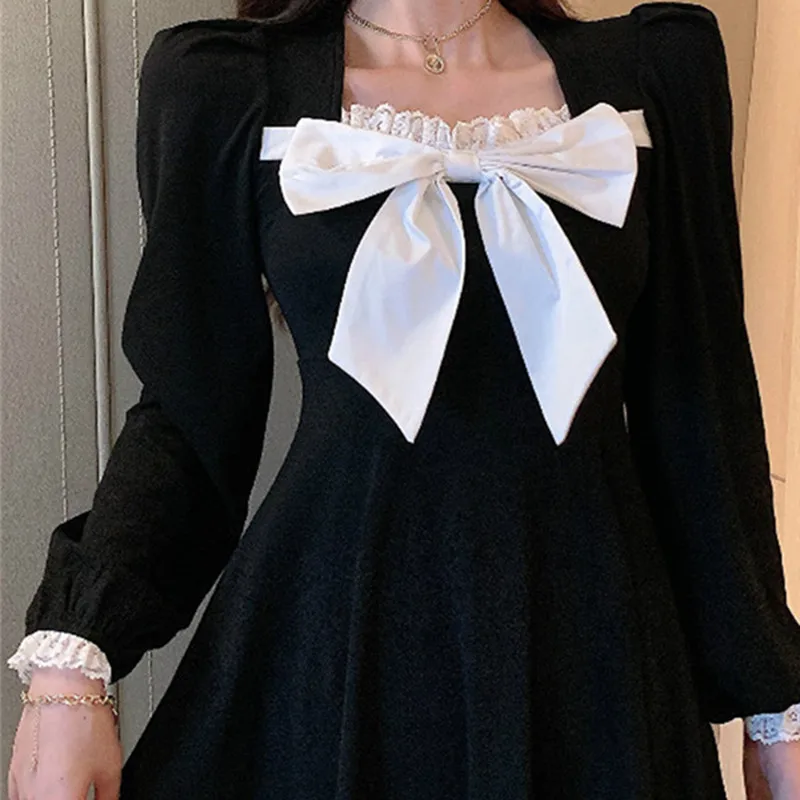 

KUSAHIKI Women Dress Korean Bowknot Square Collar Sweet Vestidos Femme 2021 New Puff Sleeve High Waist A-line Dresses 6G011