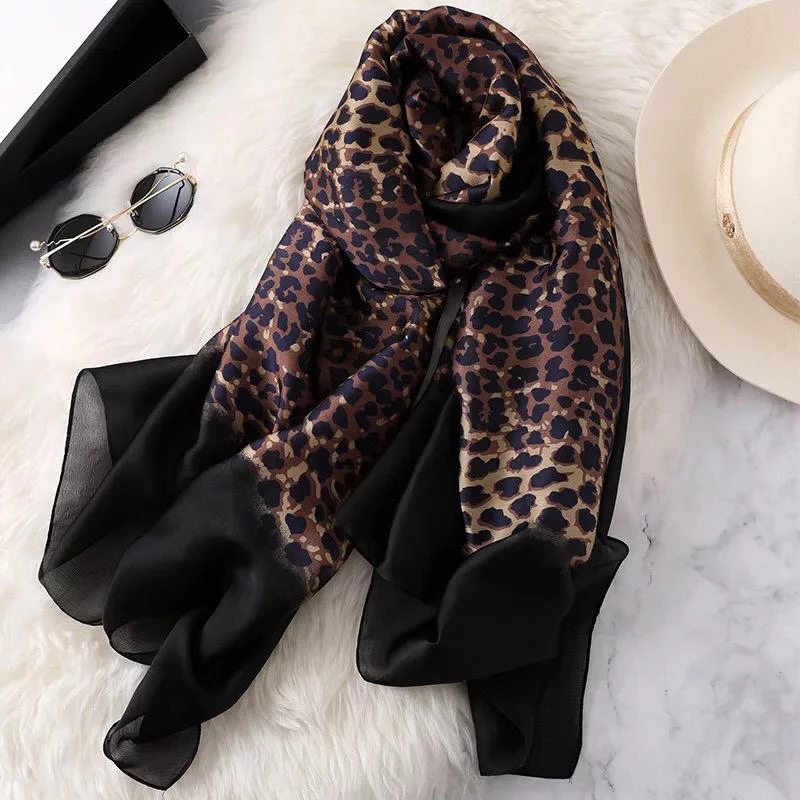 

Yulaili 2020 новый летний женский шелковый шарф в винтажном стиле с леопардовым принтом, женские шарфы, пляжные накидки, шали и накидки