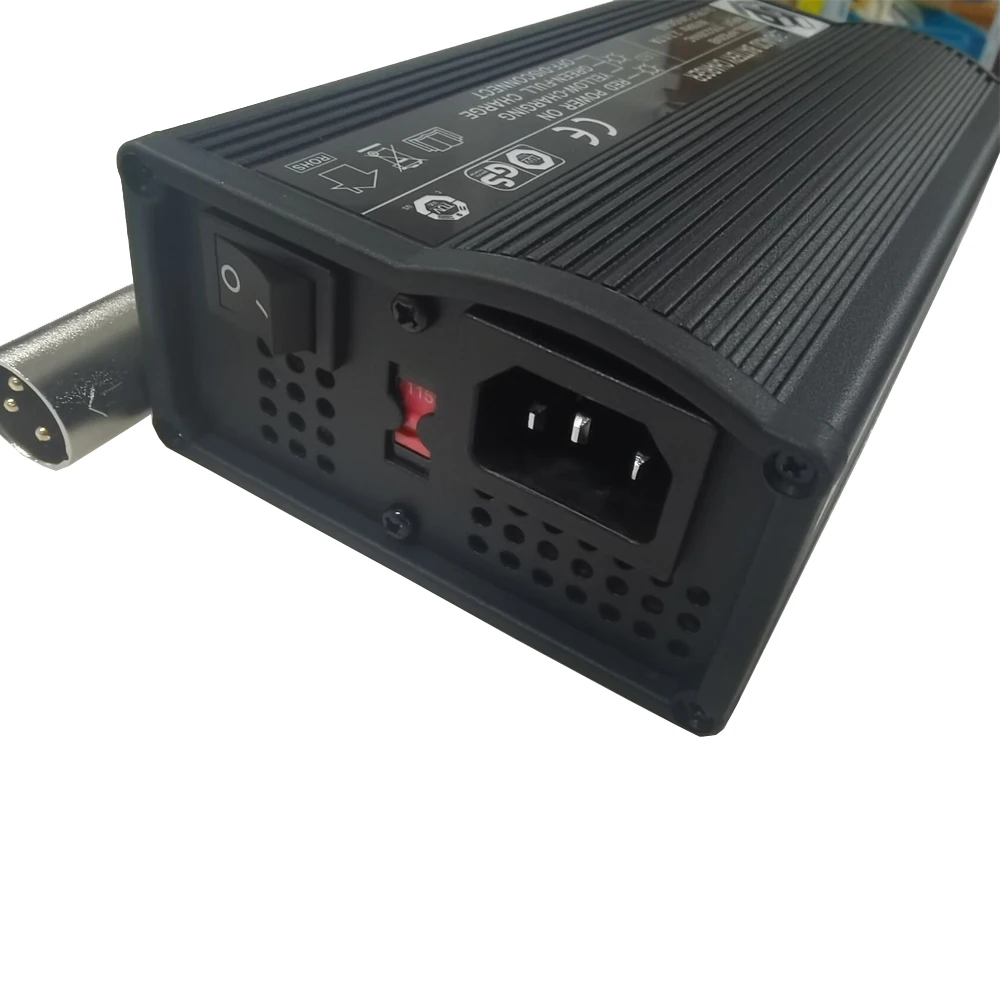 24 В/4 Ач HP8204B свинцово Кислотное зарядное устройство для электрического скутера