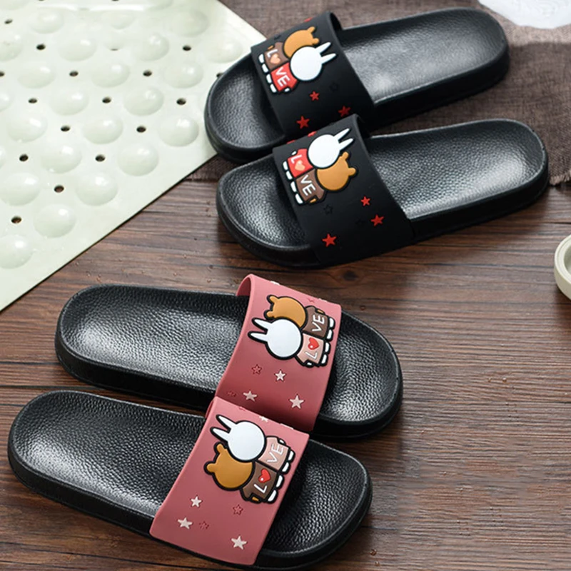 Новые женские шлепанцы с мягкой подошвой Пляжная женская обувь Летние милые