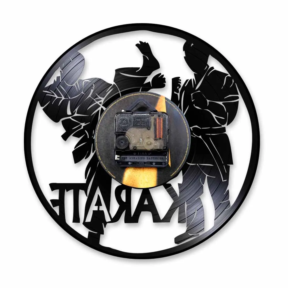 Настенные часы с виниловой пластиной и силуэтом бойцов-карате светодиодный