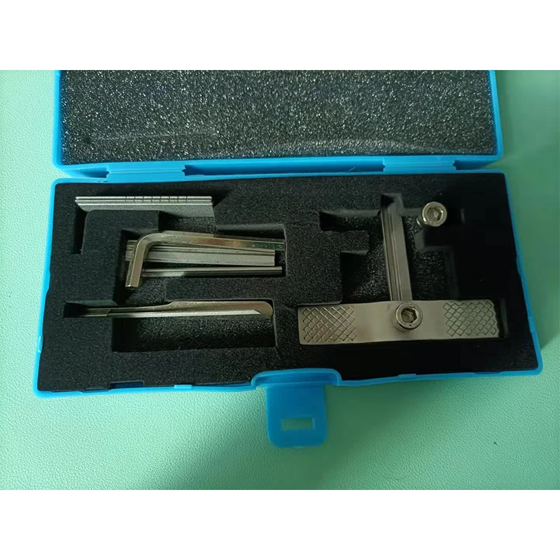 

Слесарные инструменты из латуни OLOEY locksmiths tools