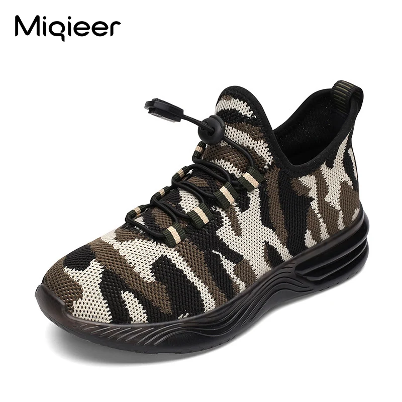 

Детские камуфляжные кроссовки для мальчиков, дышащие кроссовки со светодиодной подсветкой, вязаная сетчатая спортивная обувь для бега, пов...