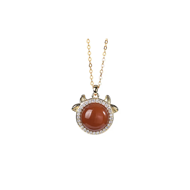 

S925 sterling silver gold plated southern red agate cute cow Chinese zodiac cow birth year ladies clavicle chain pendant