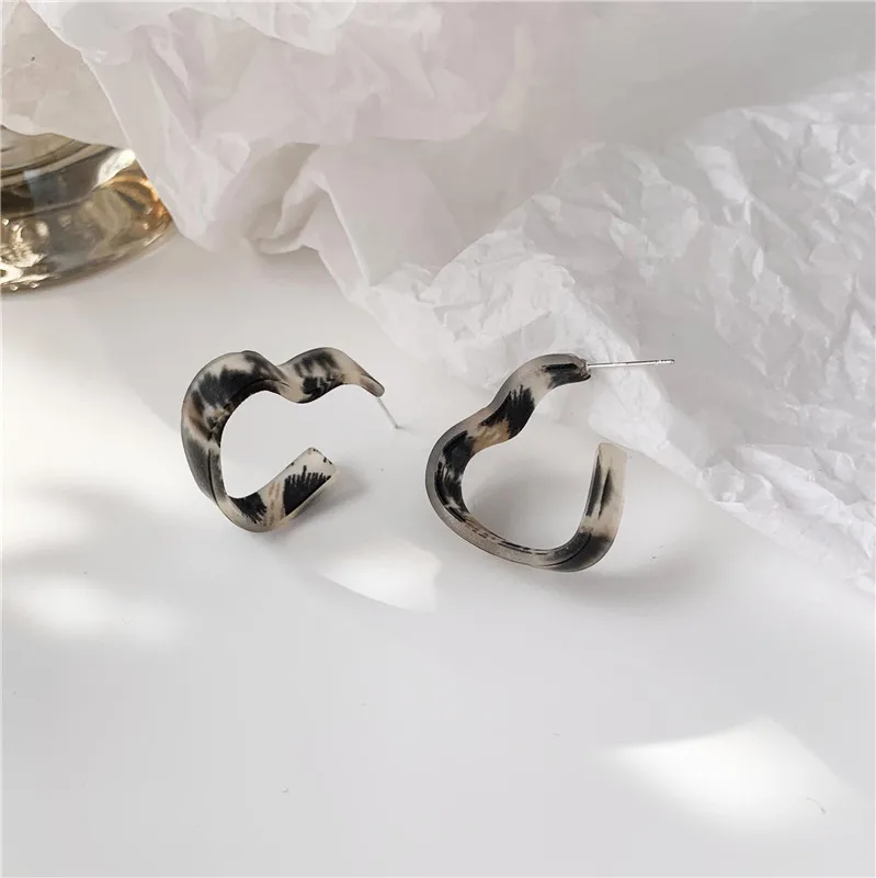 

Vintage Heart Earrings Ring For Women Acrylic Resin Geometric Charm Jewelry Korean 2021 New Trendy Accessories Wholesale