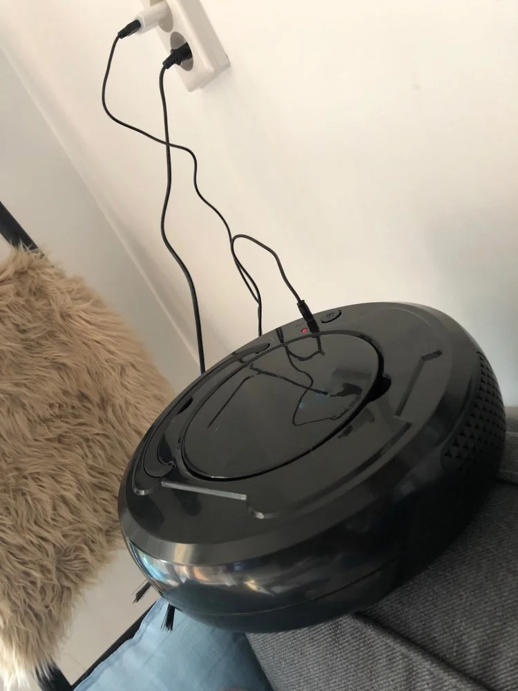 Умный робот пылесос автоматическая чистка пола подметальная машина