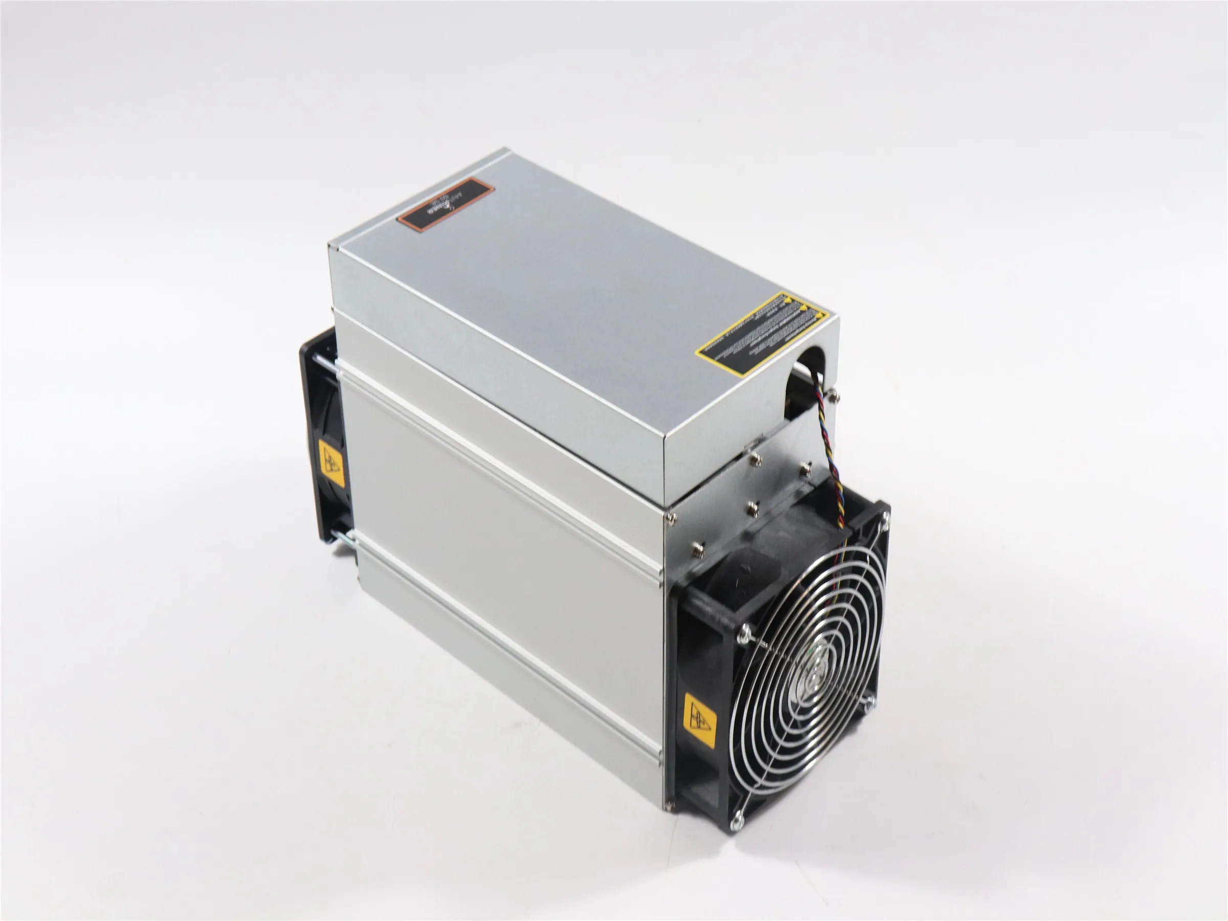 

Free ship AntMiner S9 SE 16TH/S Asic Bitcoin BCH BTC Miner Better Than S9 13.5t 14t S9j 14.5t S9k S11 S15 S17 T17 WhatsMiner M3