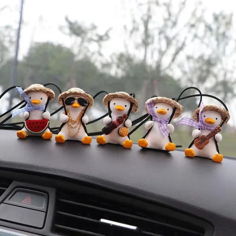 

Gypsum cute car decoration ornaments duckling pendant car rearview mirror decoration birthday gift car decoration